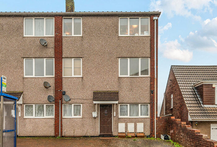 1 Bedroom Apartment For Sale In Pound Road, Bristol, Gloucestershire, BS15