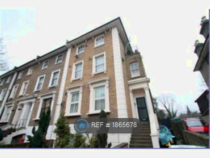 2 Bedroom Flat To Rent In Tyrwhitt Road, London, SE4