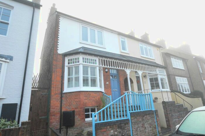 3 Bedroom Semi-Detached House To Rent In Cannon Street, St Albans AL3