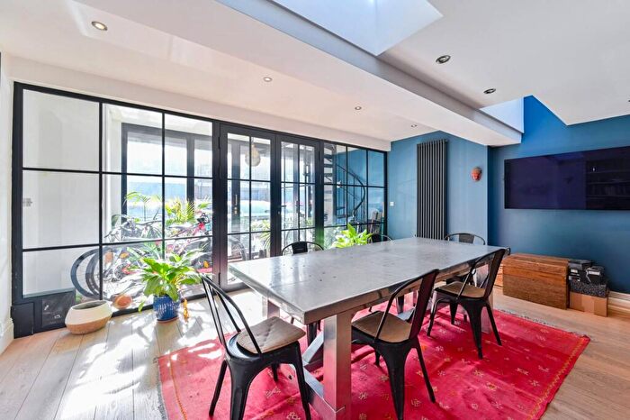 4 Bedroom Flat For Sale In Cinnamon Row, Battersea, London, SW11