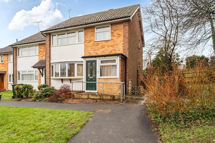 3 Bedroom End Terrace House For Sale In St. Marys Green, Kennington, Ashford, TN24