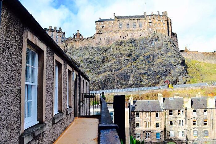 1 Bedroom Flat To Rent In Websters Land, Grassmarket, Edinburgh, EH1