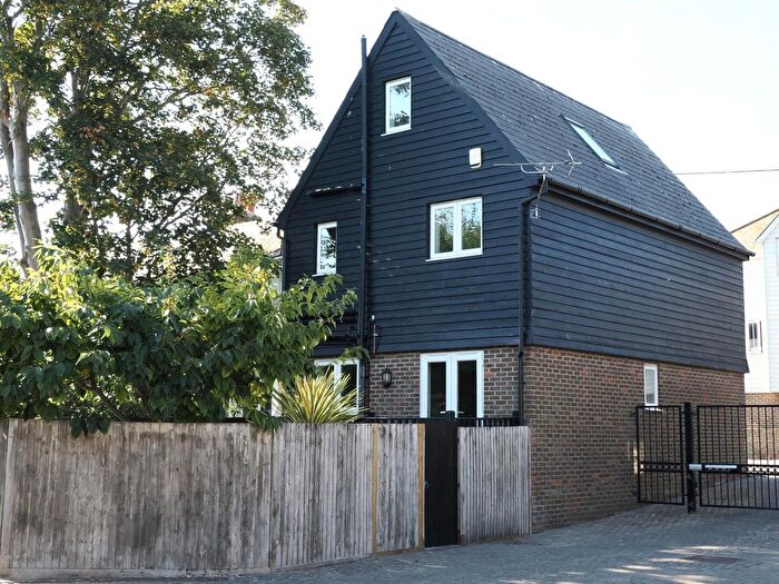 4 Bedroom Detached House For Sale In Rye Harbour Road, Rye Harbour, TN31