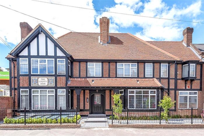 2 Bedroom Flat To Rent In Watlington Street, Reading, Berkshire, RG1
