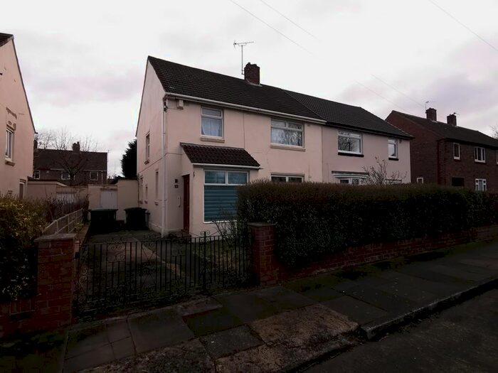 3 Bedroom Semi-Detached House To Rent In Rushall Place, Longbenton, Newcastle Upon Tyne, NE12