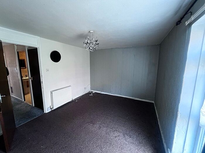 3 Bedroom Property To Rent In Metric Walk, Smethwick, B67