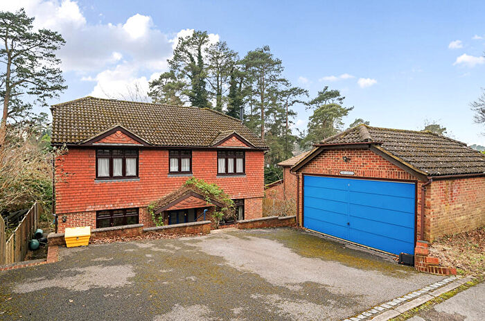4 Bedroom Detached House For Sale In Alma Road, Headley Down, Hampshire, GU35