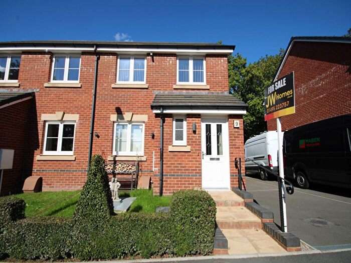 3 Bedroom Property For Sale In Beech Avenue, Aberbargoed, CF81