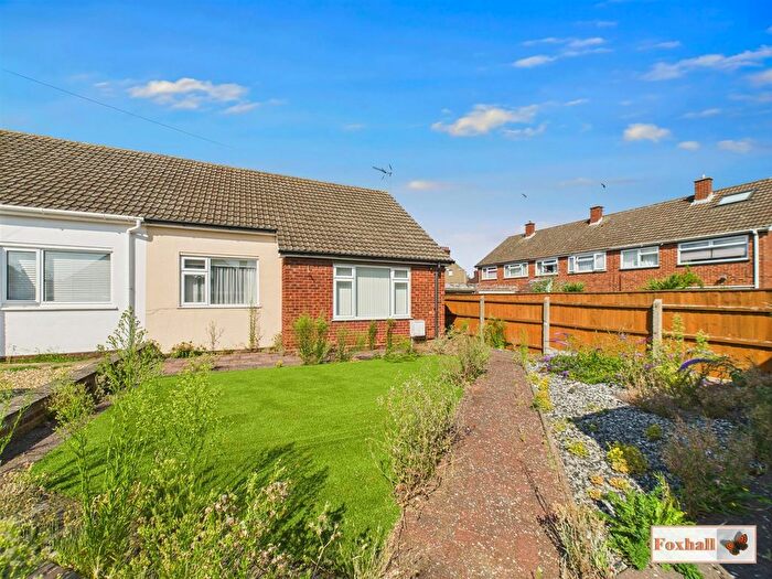 2 Bedroom Semi-Detached Bungalow For Sale In Churchill Avenue, Ipswich, IP4