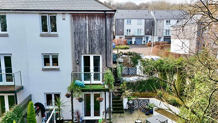 3 Bedroom Semi-Detached House For Sale In Gascon Close, Ogwell, Newton Abbot, TQ12