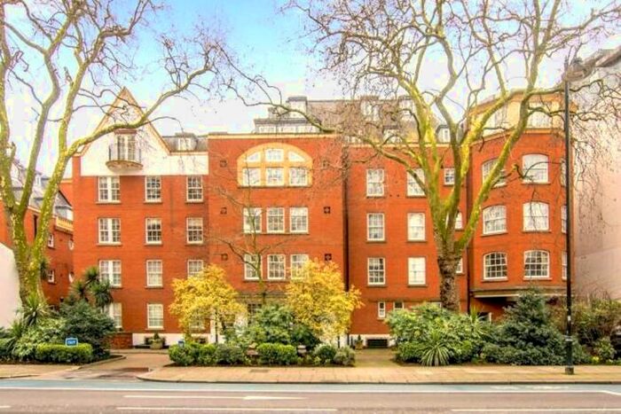 2 Bedroom Flat To Rent In Belvedere House, Grosvenor Road, London, SW1V
