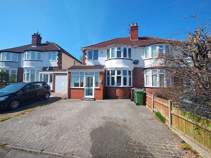 3 Bedroom Semi-Detached House To Rent In Fairview Road, Penn, Wolverhampton, WV4