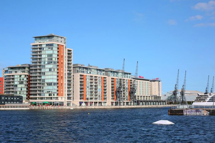 1 Bedroom Flat To Rent In Western Gateway, London, E16