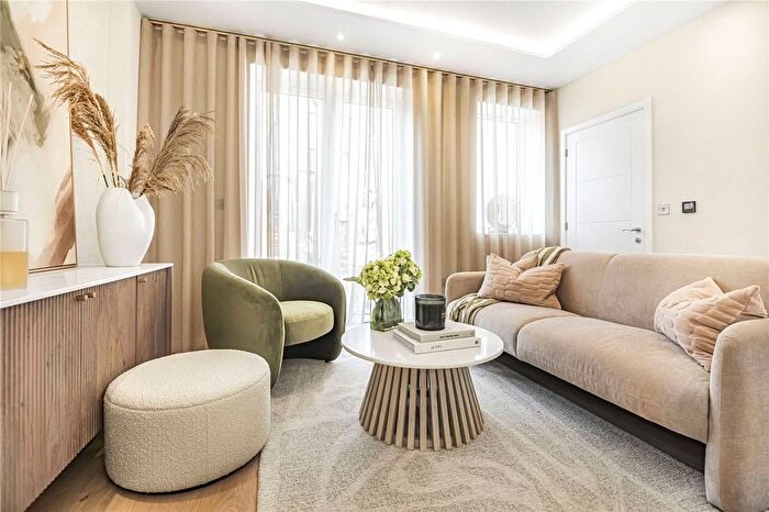 1 Bedroom Flat For Sale In The Warwick, Warwick Road, London, W5