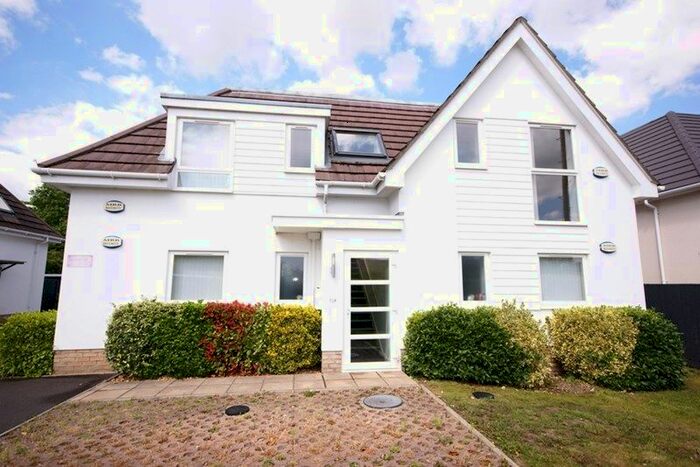 2 Bedroom Flat To Rent In Louise Court, Corfe Mullen, Wimborne, Dorset, BH21