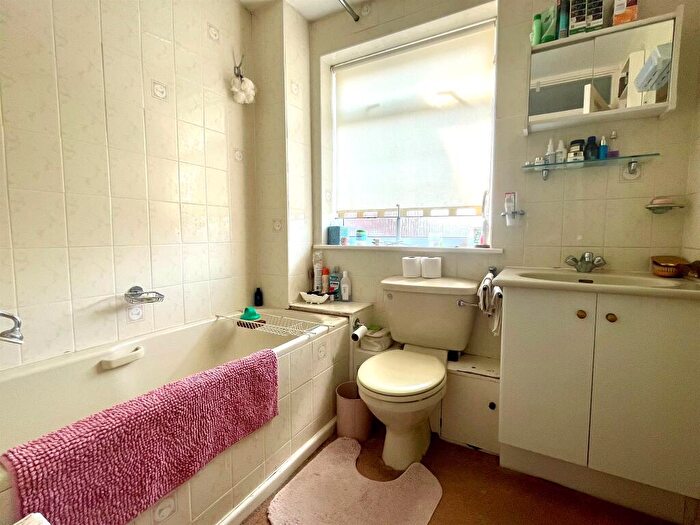 3 Bedroom Terraced House For Sale In Bullfields, Newport, Saffron Walden, CB11