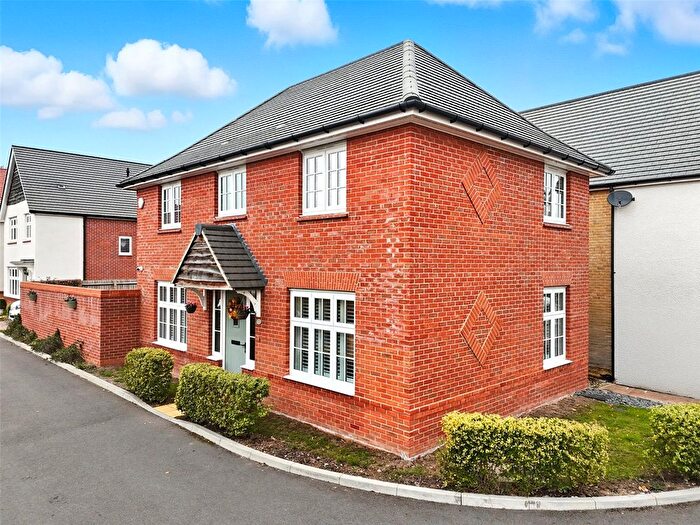 3 Bedroom Mews For Sale In Dixon Mews, Langdon Hills, Basildon, Essex, SS16