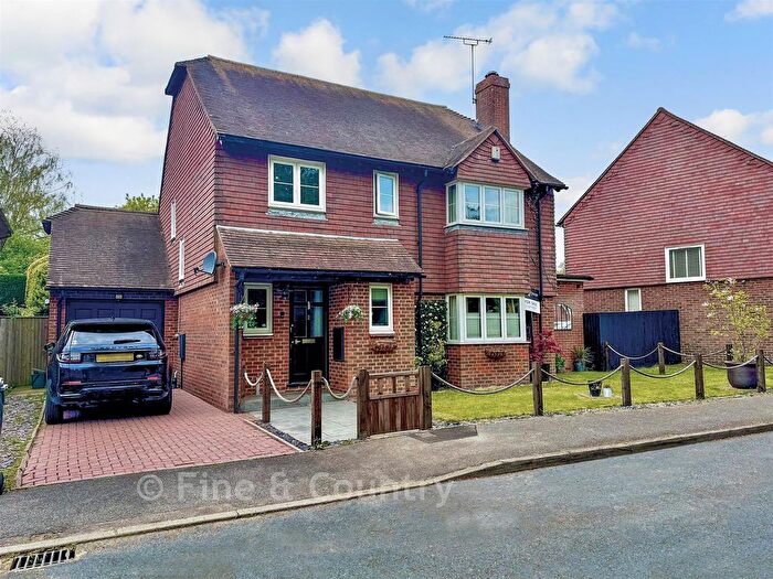 4 Bedroom Detached House For Sale In St. Mary's Meadow, Wingham, CT3