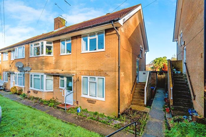 2 Bedroom Maisonette For Sale In Blendworth Lane, Southampton, SO18
