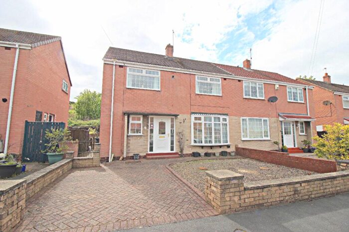 3 Bedroom Semi-Detached House For Sale In Hawthorn Close, Kimblesworth, Chester Le Street, DH2