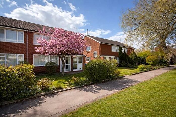 2 Bedroom Property To Rent In Ingram Avenue, Aylesbury, HP21