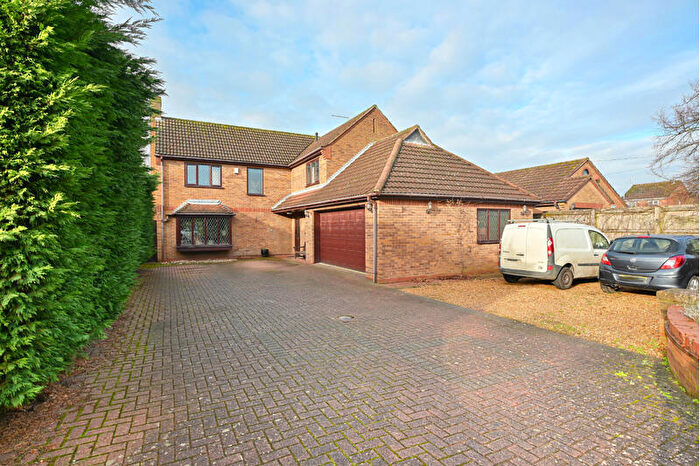 5 Bedroom Detached House For Sale In Cemetery Road, Whittlesey, Cambridgeshire, PE7