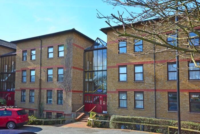 1 Bedroom Flat To Rent In Eliot Park, London, SE13