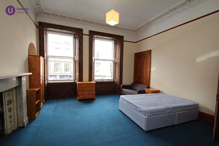 5 Bedroom Apartment To Rent In South Clerk Street, Newington, Edinburgh, EH8