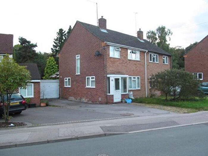4 Bedroom Semi Detached House To Rent In Silverdale Road, Earley, RG6