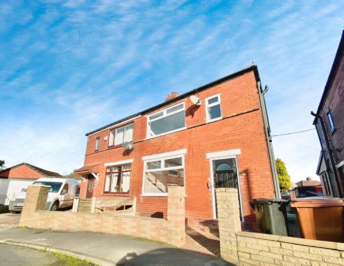 3 Bedroom Semi-Detached House To Rent In Dalkeith Avenue, South Reddish, Stockport, SK5