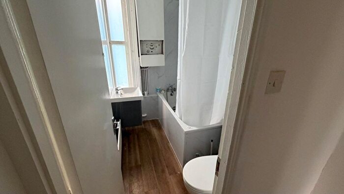 1 Bedroom Flat To Rent In Croydon, CR0