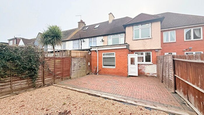 5 Bedroom Terraced House To Rent In Olive Road, London, W5