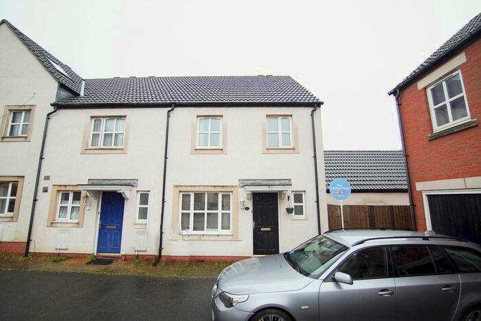 3 Bedroom Terraced House To Rent In County Way, Stoke Gifford, Bristol, BS34