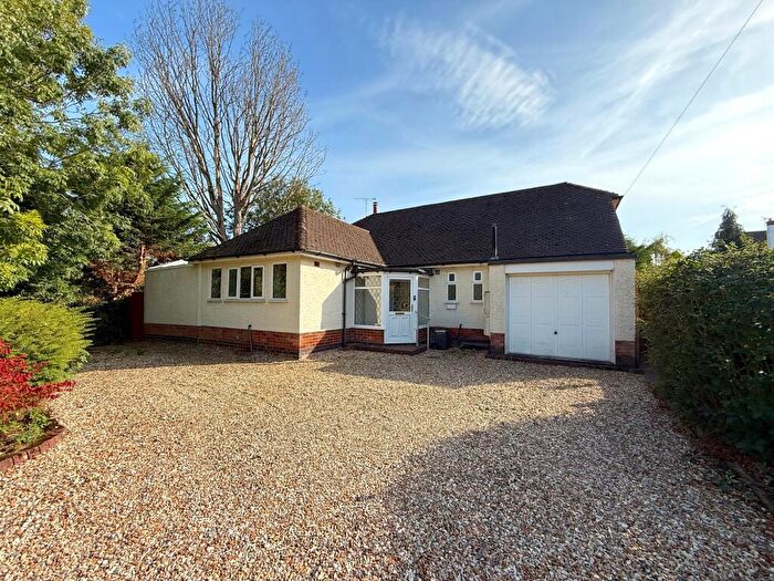 3 Bedroom Detached Bungalow For Sale In Uppingham Road, Leicester, Leicester City, LE5
