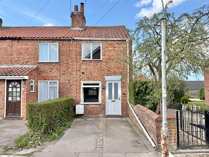 2 Bedroom End Of Terrace House To Rent In South Terrace, Louth, LN11