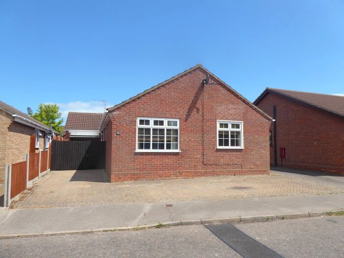 Houses to rent in Lowestoft, Suffolk