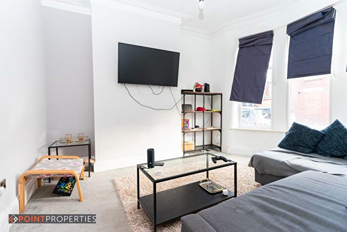 4 Bedroom Terraced House To Rent In Northdale Road, Liverpool, L15
