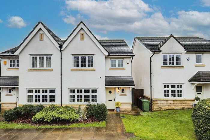 3 Bedroom Semi Detached House To Rent In Brodrick Mews, Horsforth, Leeds, West Yorkshire, LS18