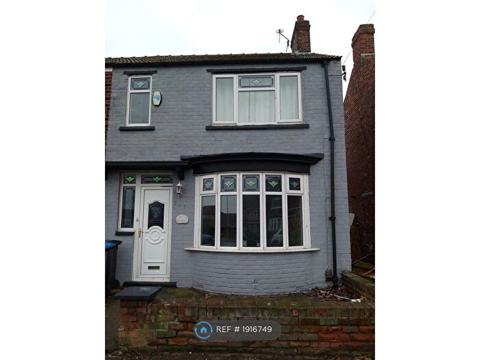 3 Bedroom Semi-Detached House To Rent In Saltwells Road, Middlesbrough, TS4