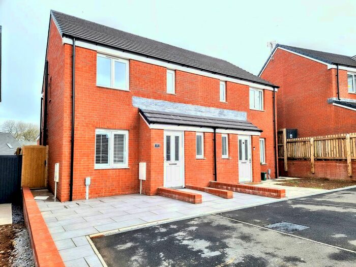 3 Bedroom Semi-Detached House To Rent In Heol Y Parc, Llanilid, Pontyclun, CF72