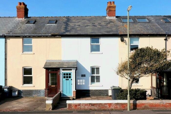 2 Bedroom Property To Rent In Sea Front, Hayling Island, PO11