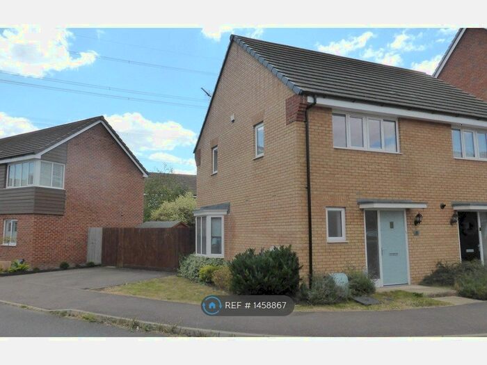 2 Bedroom Semi-Detached House To Rent In Fieldfare, Leighton Buzzard, LU7