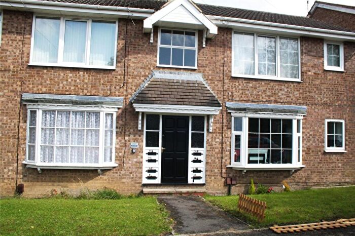 1 Bedroom Apartment To Rent In Fieldway Rise, Leeds, West Yorkshire, LS13