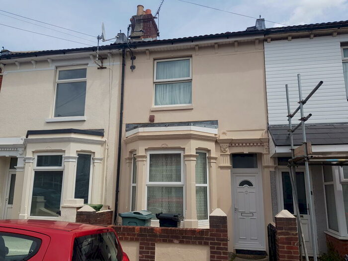 3 Bedroom Terraced House To Rent In North End, PO2