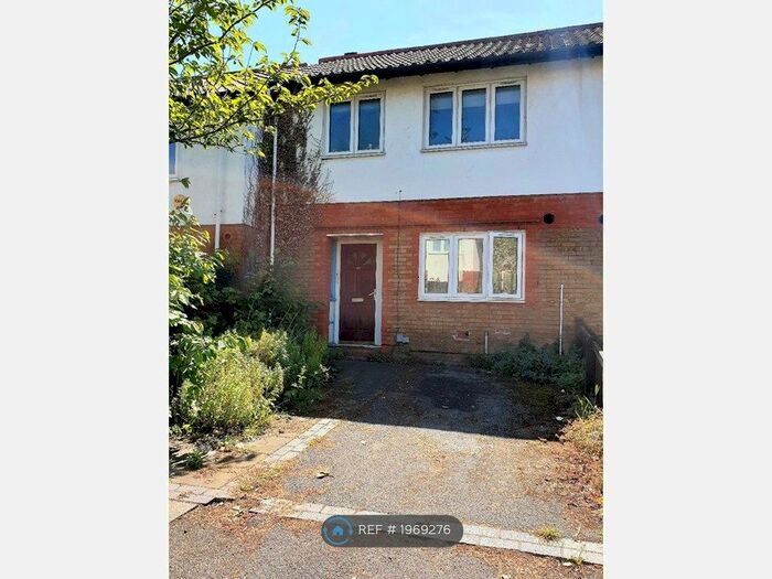 4 Bedroom Terraced House To Rent In Minerva Close, London, SW9