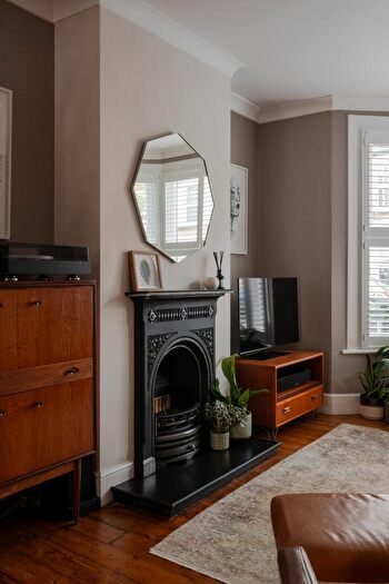 3 Bedroom Terraced House For Sale In Melford Road, Leytonstone, London, E11