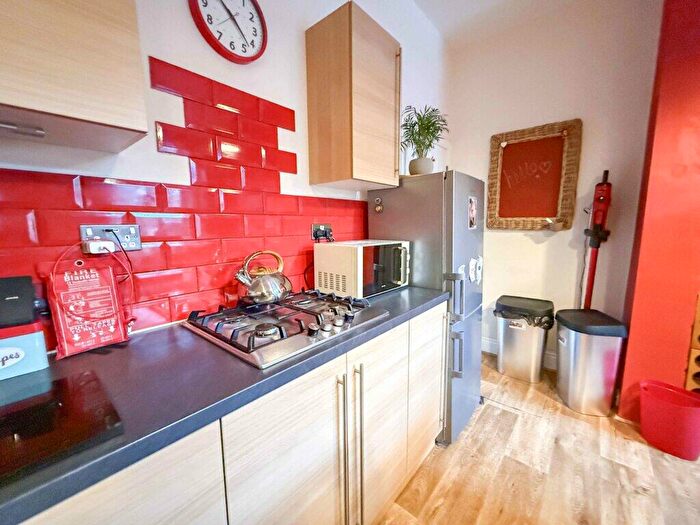 2 Bedroom Terraced House For Sale In Blackburn Road, Haslingden, Rossendale, BB4