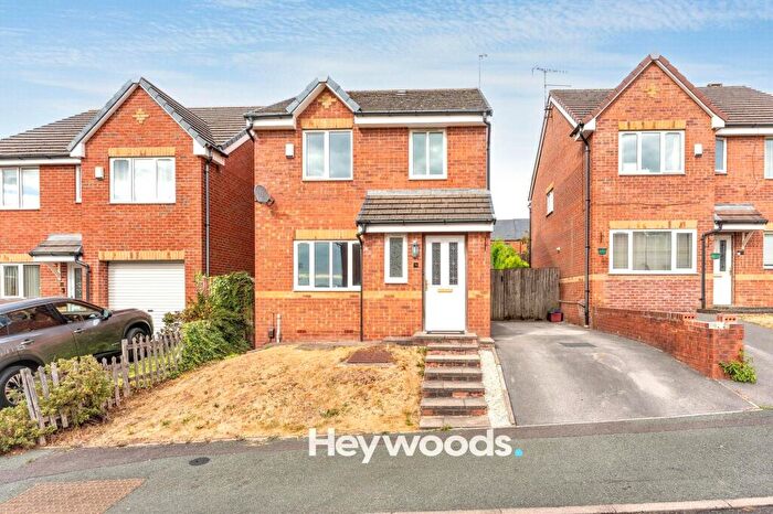 3 Bedroom Detached House For Sale In Willard Close, Chesterton, Newcastle, ST5