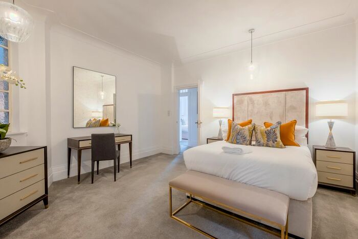 2 Bedroom Flat To Rent In Strathmore Court, Park Road, London, NW8