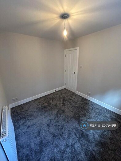 1 Bedroom Flat To Rent In St. Leonards Park, East Grinstead, RH19